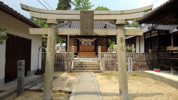 神社