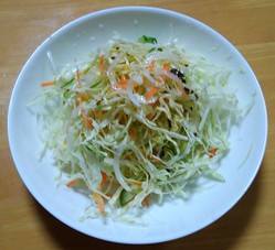 サラダ